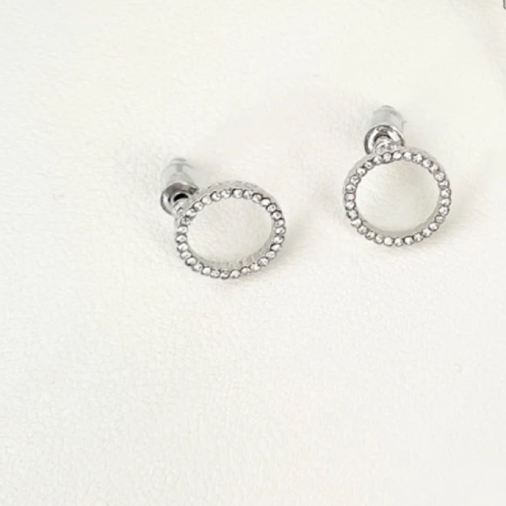 NEW Dainty Medium Circle Rhinestone stud Earrings Silver color - Boutique - Picture 5 of 6